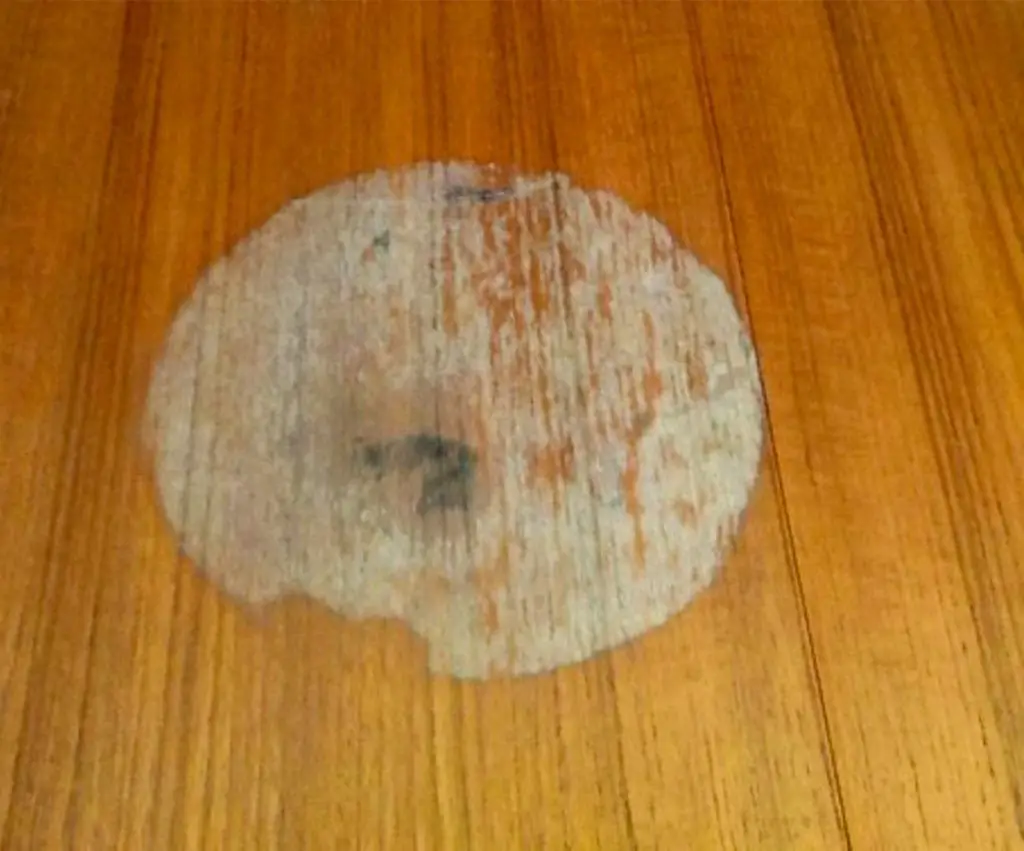 water stain on oak tabletop