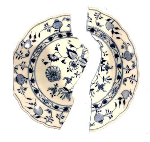 Meissen dinner plate - Blue Onion Pattern